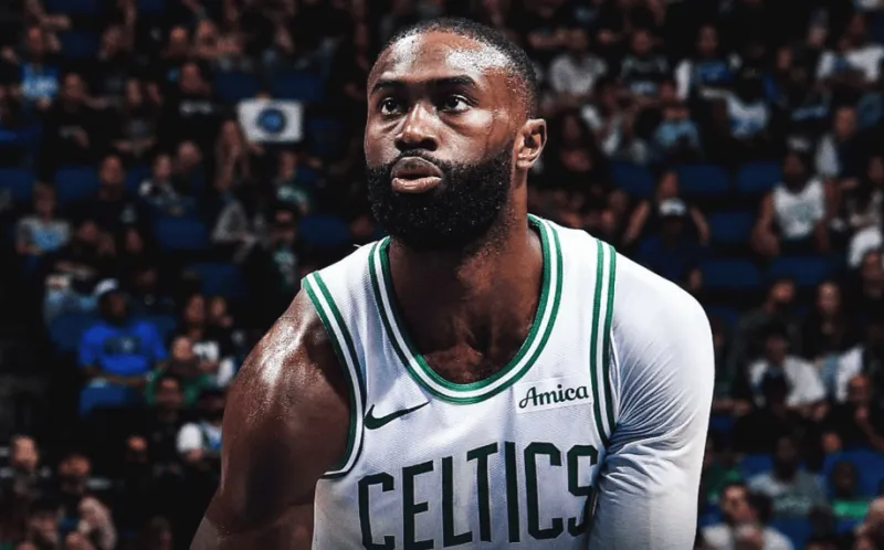 开云网页-杰伦-布朗赛季至今已24次单场30+,联盟第二,仅次于SGA