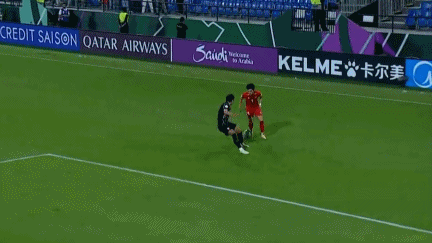 超级世界波！阮国越小角度破门，阮庭北助攻，越南5战韩国均破门